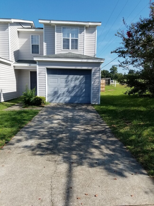 Building Photo - Achey Drive Townhomes, Enterprise, AL