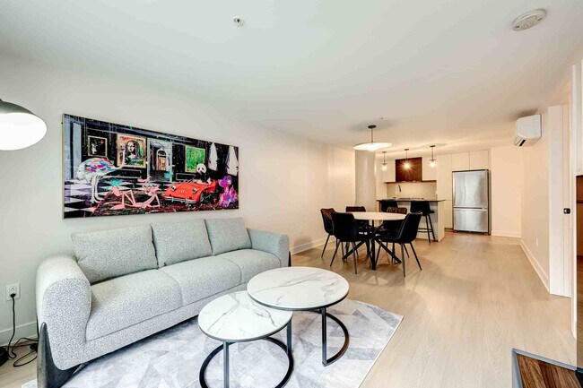 Photo - AVA Montréal