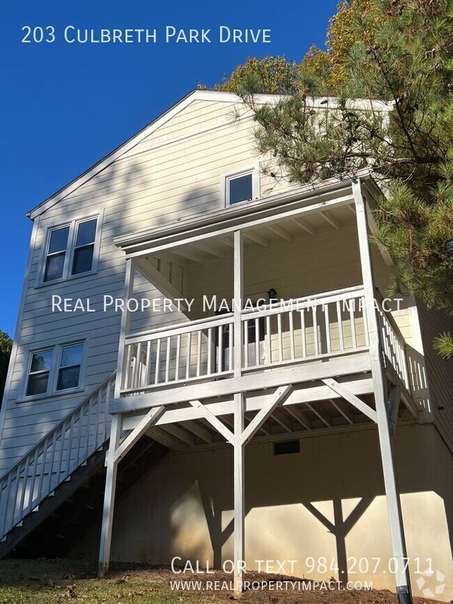 Building Photo - 3 Bedroom 1.5 Bath Hill Top Retreat minute... Rental