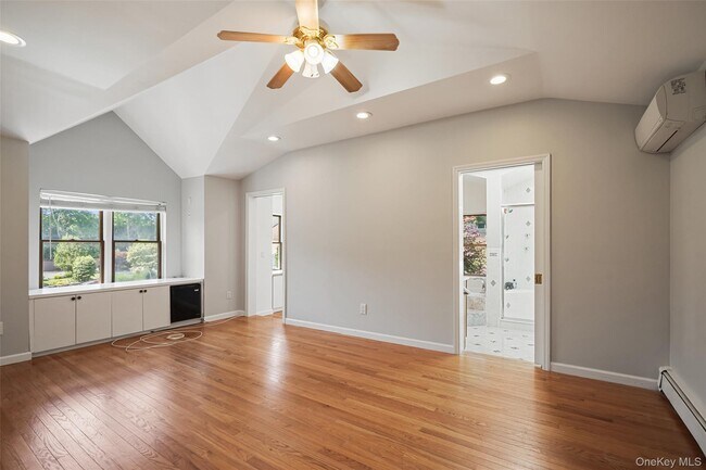 Photo - 2079 Baldwin Rd