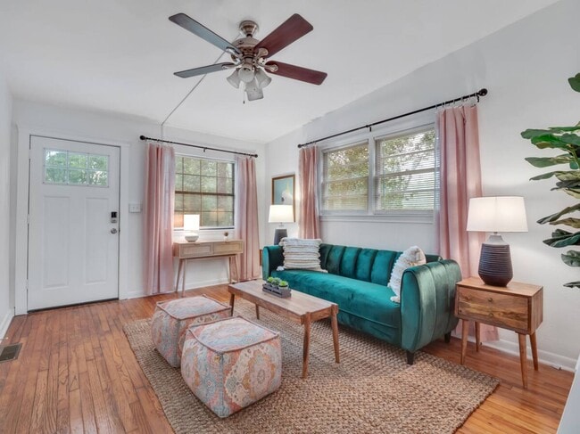 Building Photo - 1649 Mayhew St Rental