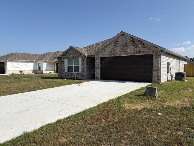 Photo - 102 Powder River Dr