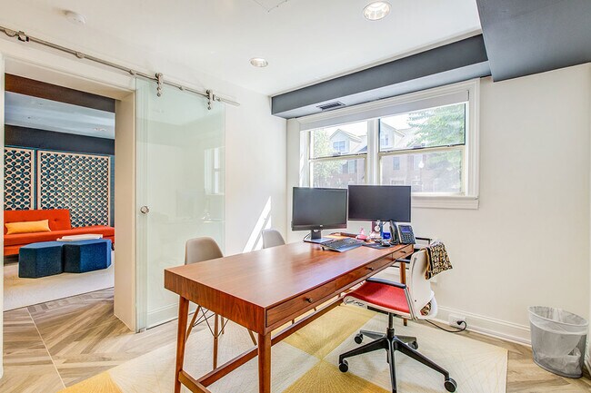 Park Georgetown Leasing Office - Park Georgetown