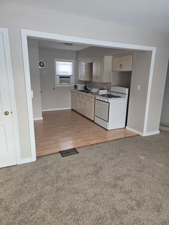 Photo - 2029 W Forrest Hill Ave