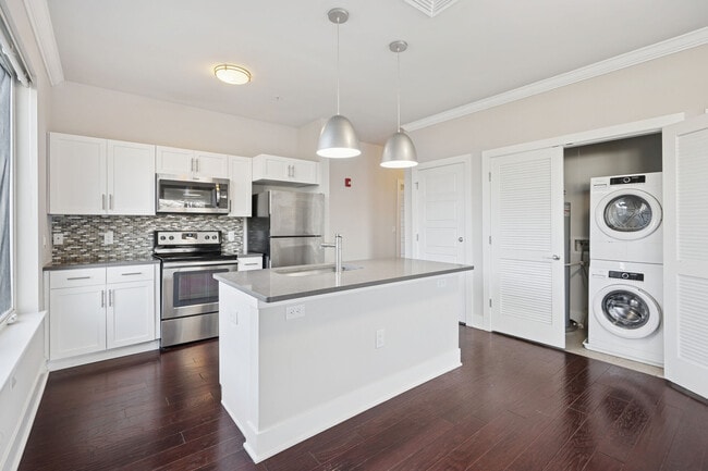 333 Central apartments — community photo