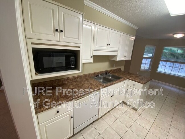 Photo - 357 Washington St