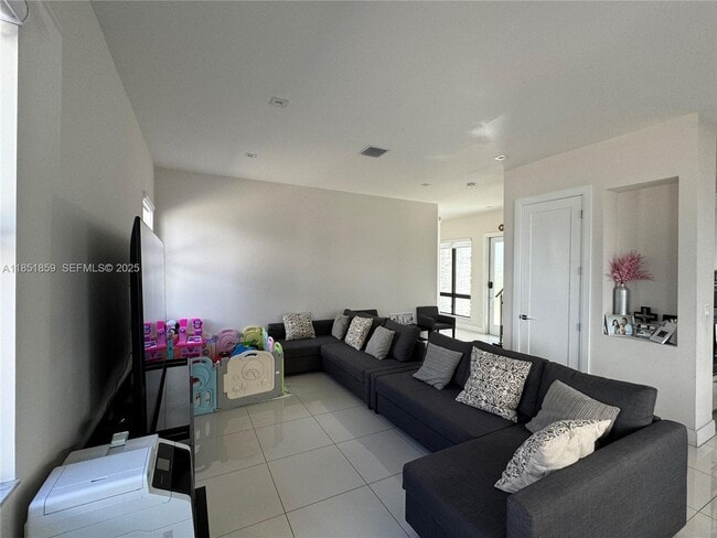 Photo - 8283 NW 47th Ln