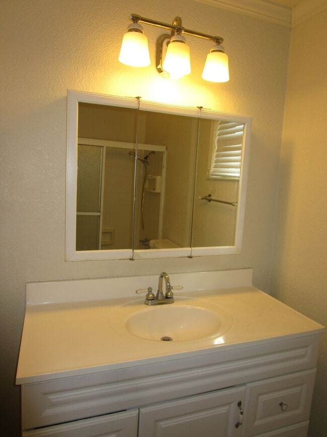 Photo - Parkway Gardens Condos