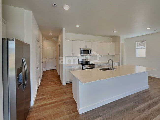 Photo - 10071 Potomac St