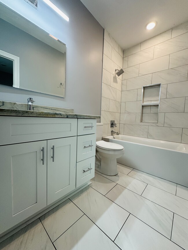 Photo - 2630 Myrtle St Unit 2630