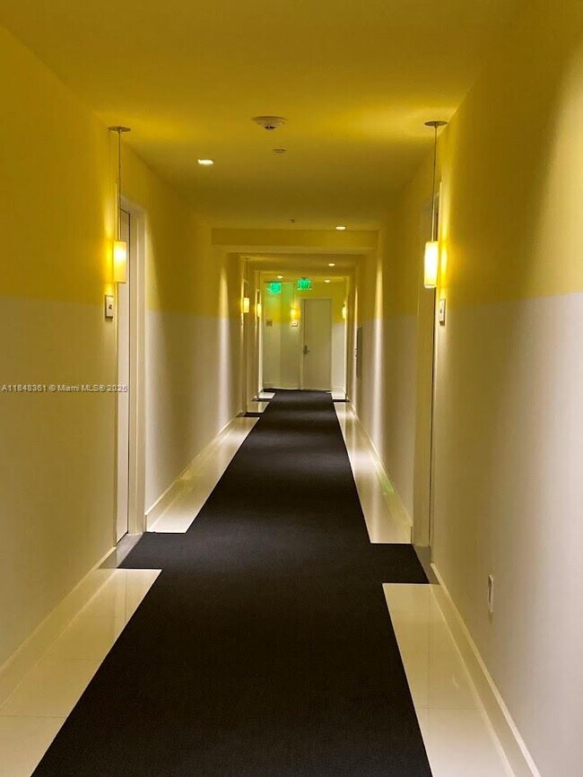 Photo - 475 Brickell Ave Unit 4409