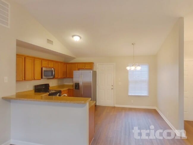 Photo - 1535 Ballater Dr