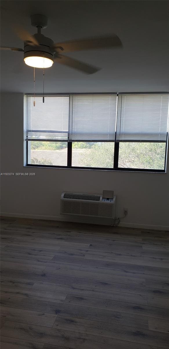 Photo - 2501 Riverside Dr Unit 402-A