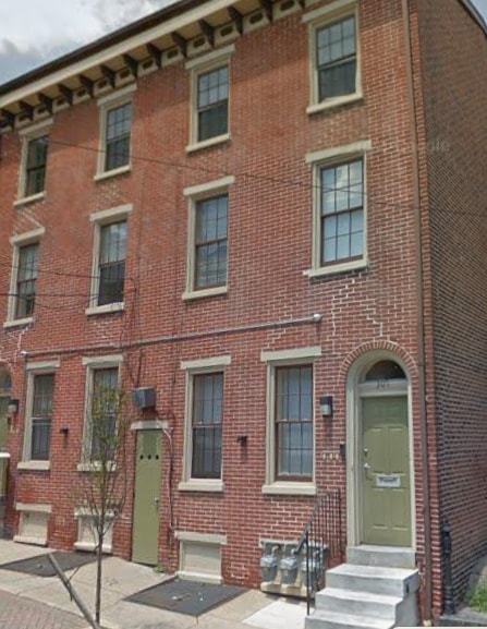 Photo - 309 W 6th St Unit 1