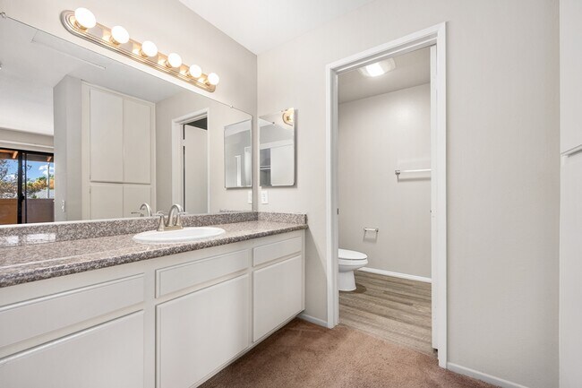 Las Flores Gardens Apartments
