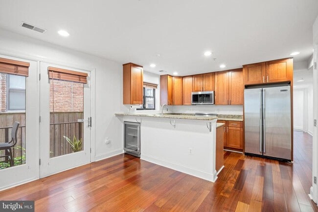 Photo - 1354 Euclid St NW Unit 202A