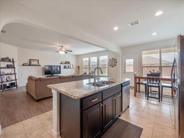 Photo - 1104 Genola Dr