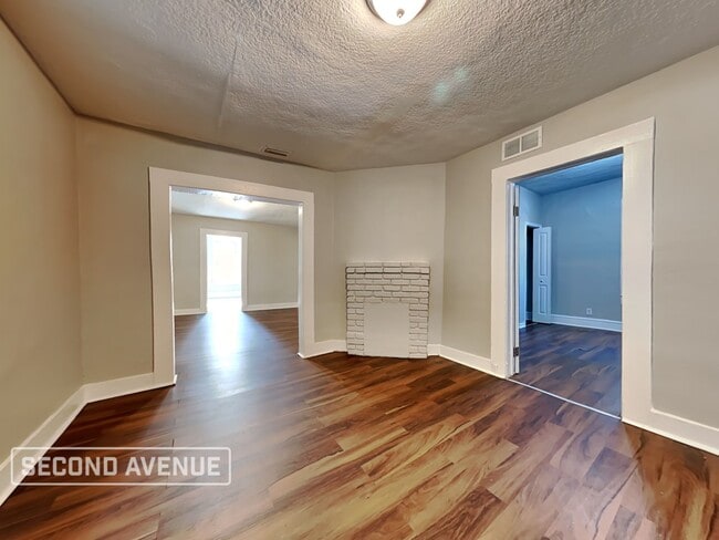 Photo - 1548 W 23rd St