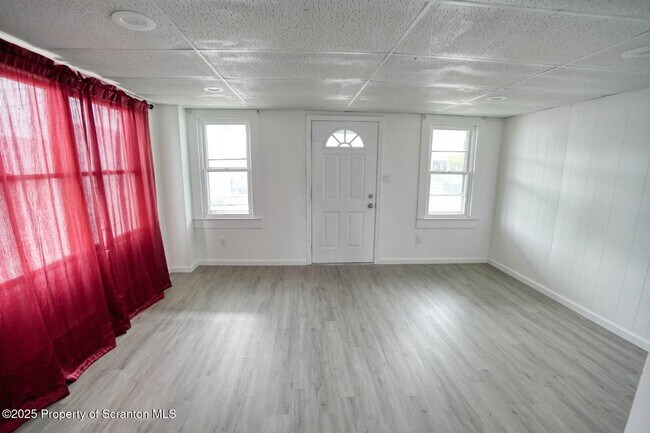 Photo - 1012 Clearview St