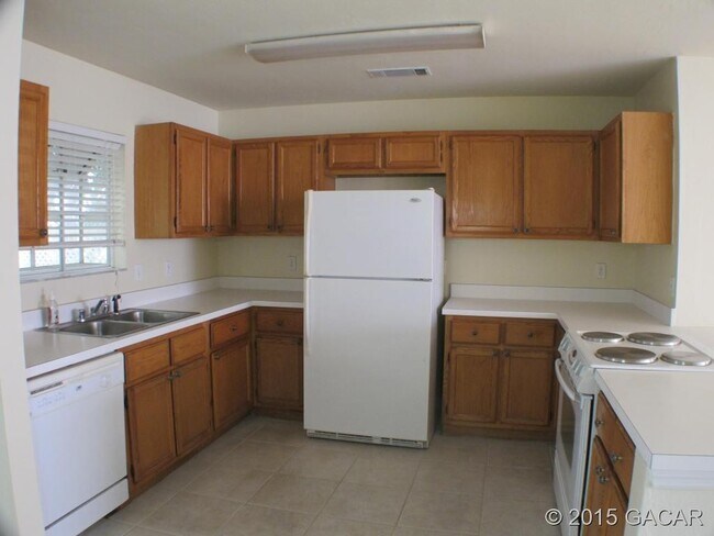 Photo - Spacious 2/2 Condo Avaiable now! Move in s...
