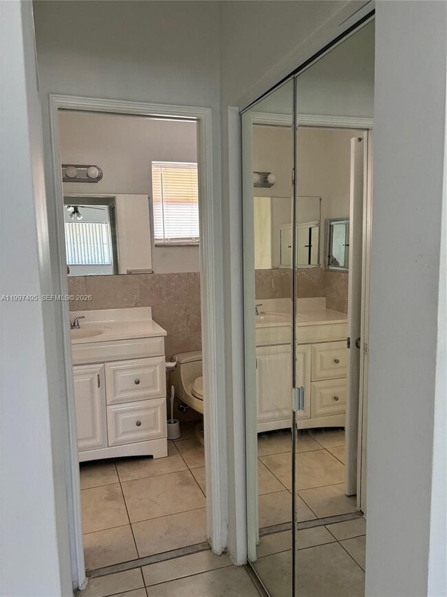 Photo - 20200 NE 27th Ct Unidad 28