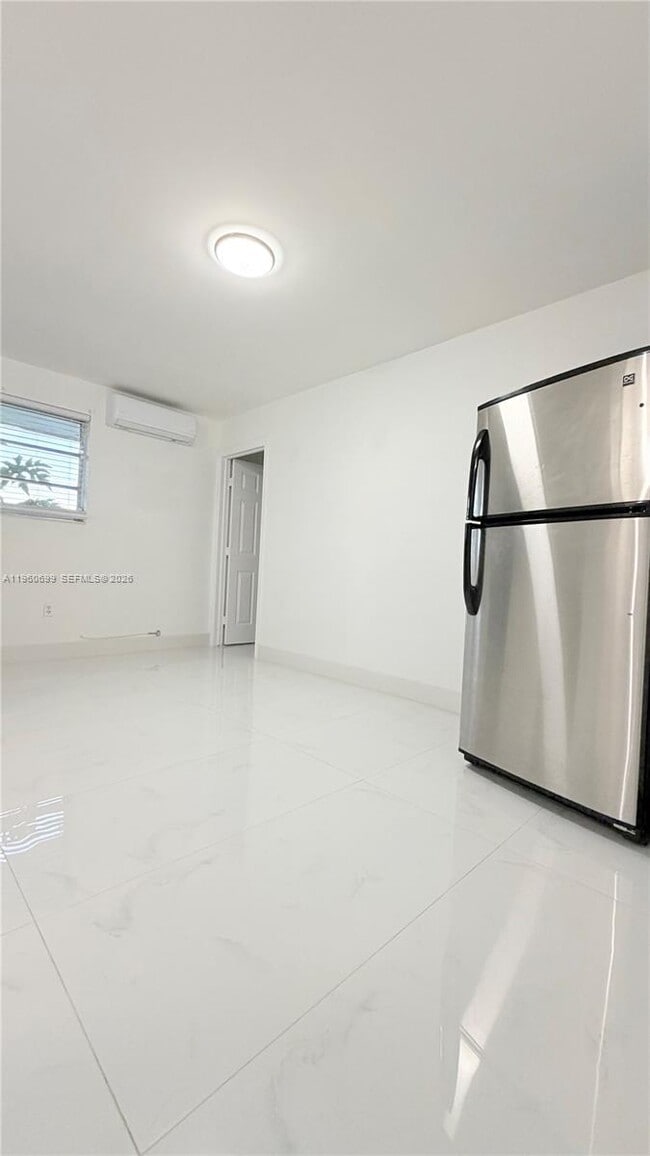 Building Photo - 6700 SW 97th Ave Unit B