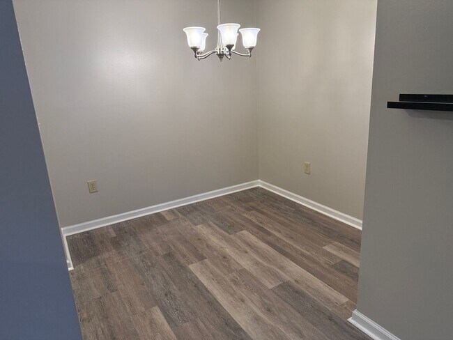 Photo - Inviting 1-Bedroom Condo with Natural Light! Unidad 103