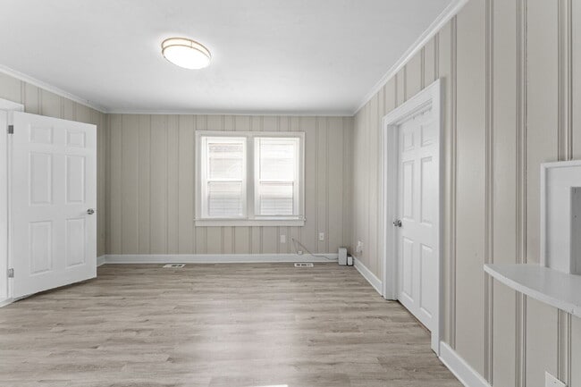 Photo - 254 Pocahontas Pl