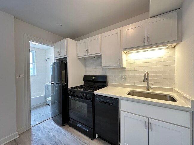 Photo - 5710 N Winthrop Ave Unidad 7G