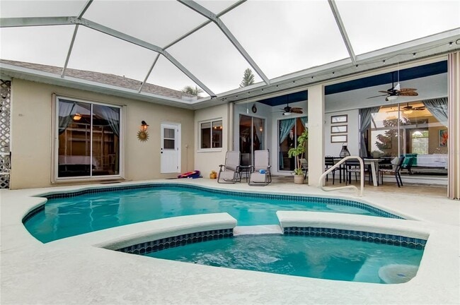 Photo - 1421 Beach Club Ln