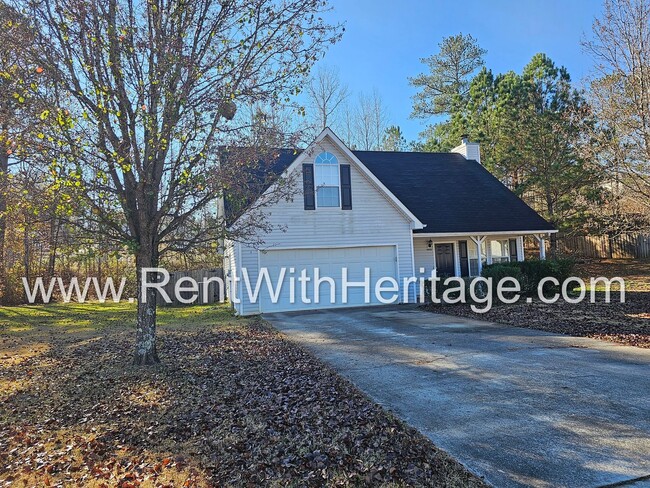 Photo - GORGEOUS LAKE VIEW HOME IN POPULAR LAKERIDGE SUBDIVSION! GREAT LOCATION - CLOSE TO EVERYTHING