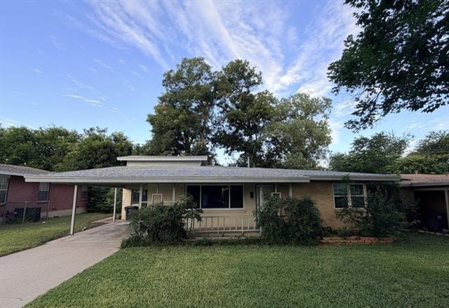 4925 Lubbock Ave