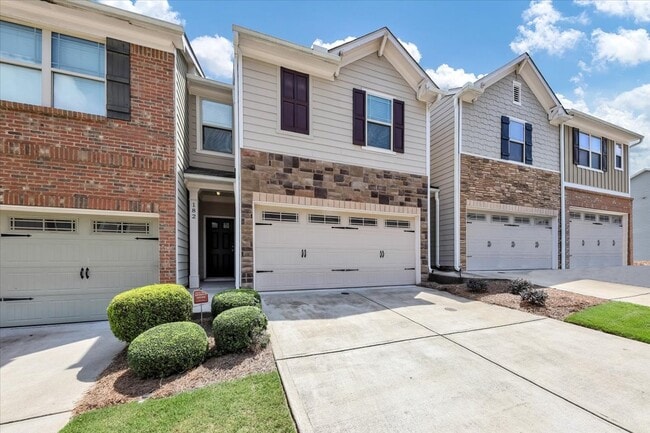 Photo - 182 Townview Dr