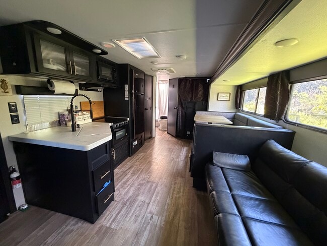 Photo - 48 Enos Dr Unidad Country Living