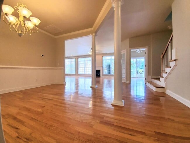 Photo - 102 Alden Village Ct