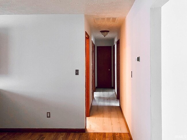 Photo - 1418 S Palmer Ave