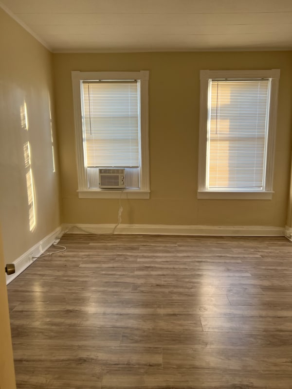 Photo - 2800 Orleans St