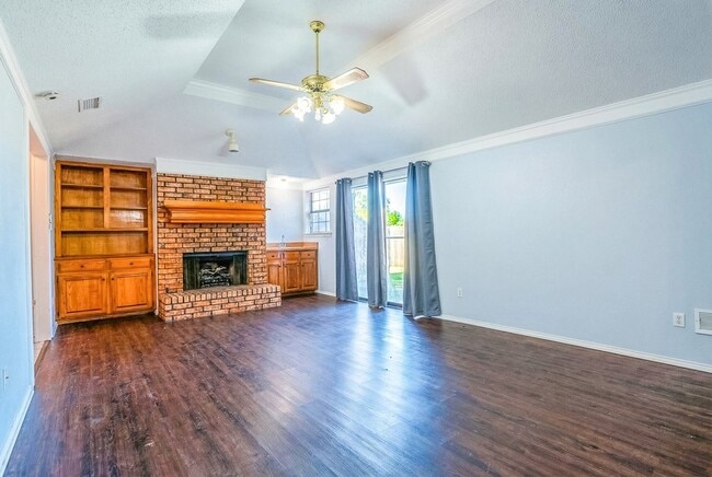 Photo - 362 S Stewart Ave