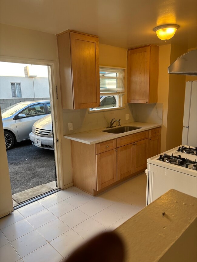 Photo - 1542 Prospect Ave