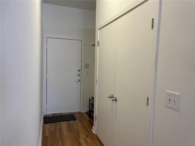Photo - 800 Peachtree St NE Unidad 8507