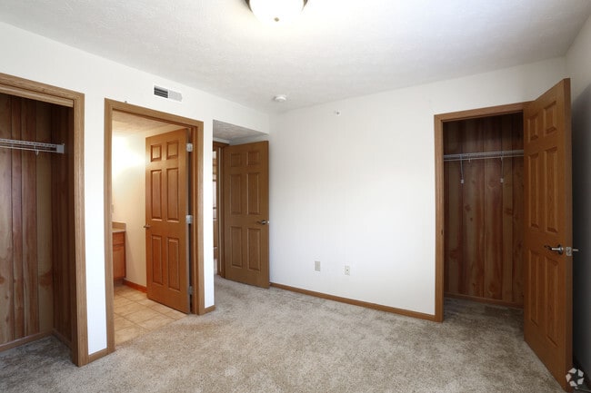 Walton Ridge Apartments