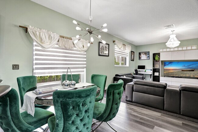 Photo - 12622 NW 9th St