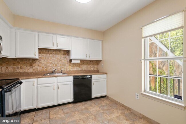 Photo - 192 Valley Stream Ln Unit 192