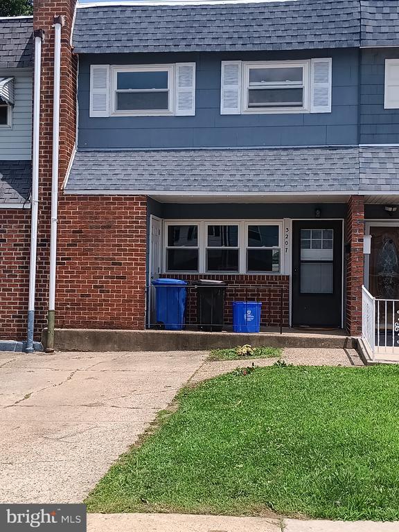 Photo - 3207 Fairdale Rd Townhome