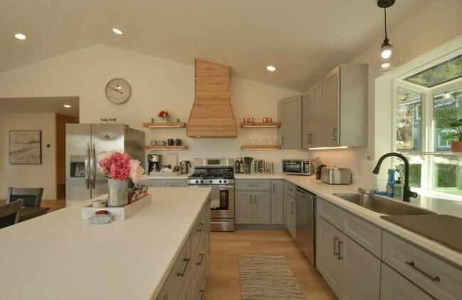 Photo - 1200 Eric Ln