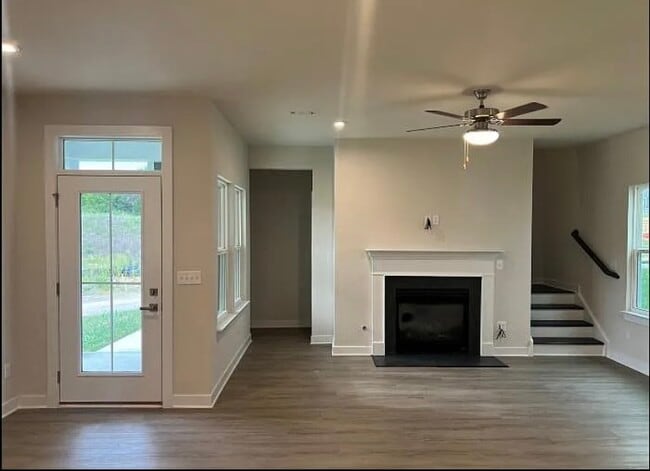 Photo - 8053 Warbler Way