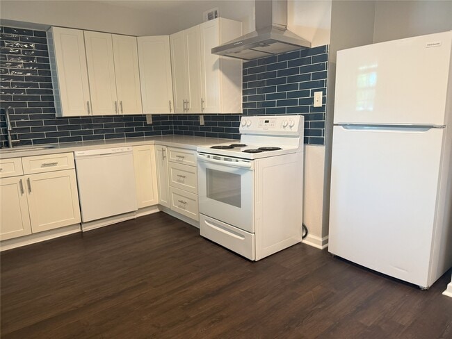 Photo - 1824 Thonig Rd