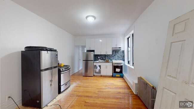 Building Photo - 690 Rogers Ave Unit 4f Rental