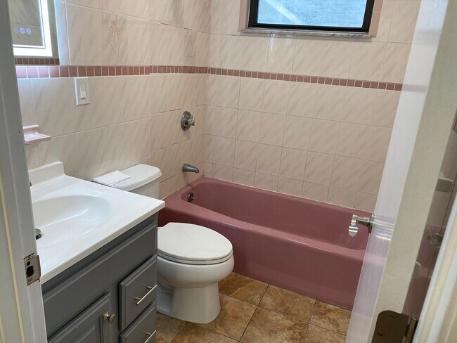 Photo - 62 Nonantum St Unit 2