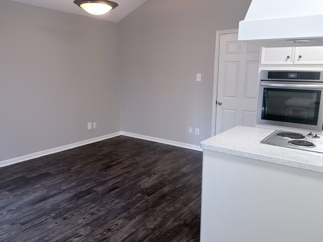 Photo - 11923 Lakewood W Dr